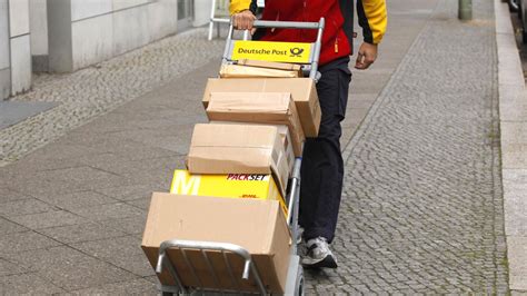 Sendungsverfolgung für DHL, Hermes, DPD, GLS, UPS und .